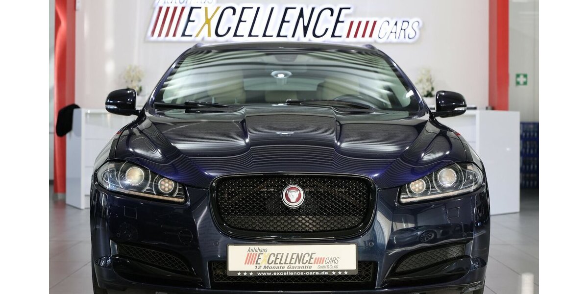 Jaguar XF SPORTBRAKE 3.0 V6 Diesel S / BLUE & BEIGE 198.000 km 5.502 &euro; Hamm 59077