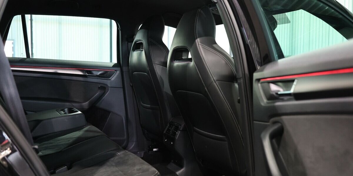 Skoda Kodiaq 2.0 TDI DSG 4x4 SPORTLINE BLACK / SCHÖN 125.000 km 27.991 &euro; Hamm 59077