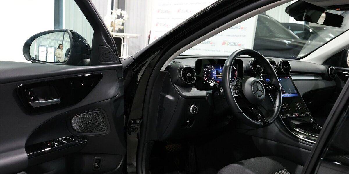Mercedes-Benz C 220 d T BUSINESS MATRIX-LED, NAVI+KAMERA+APPLE 16.000 km 29.991 &euro; Hamm 59077