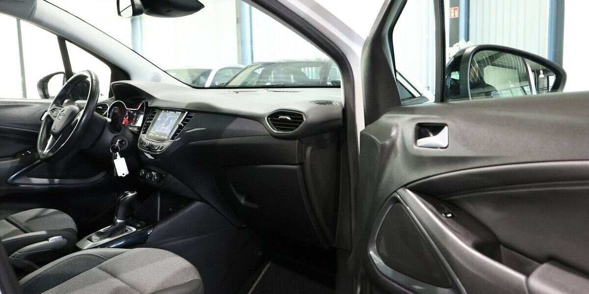 Opel Crossland 1.5 D BUSINESS ELEGANCE / LED / LEDER 125.000 km 11.881 &euro; Hamm 59077