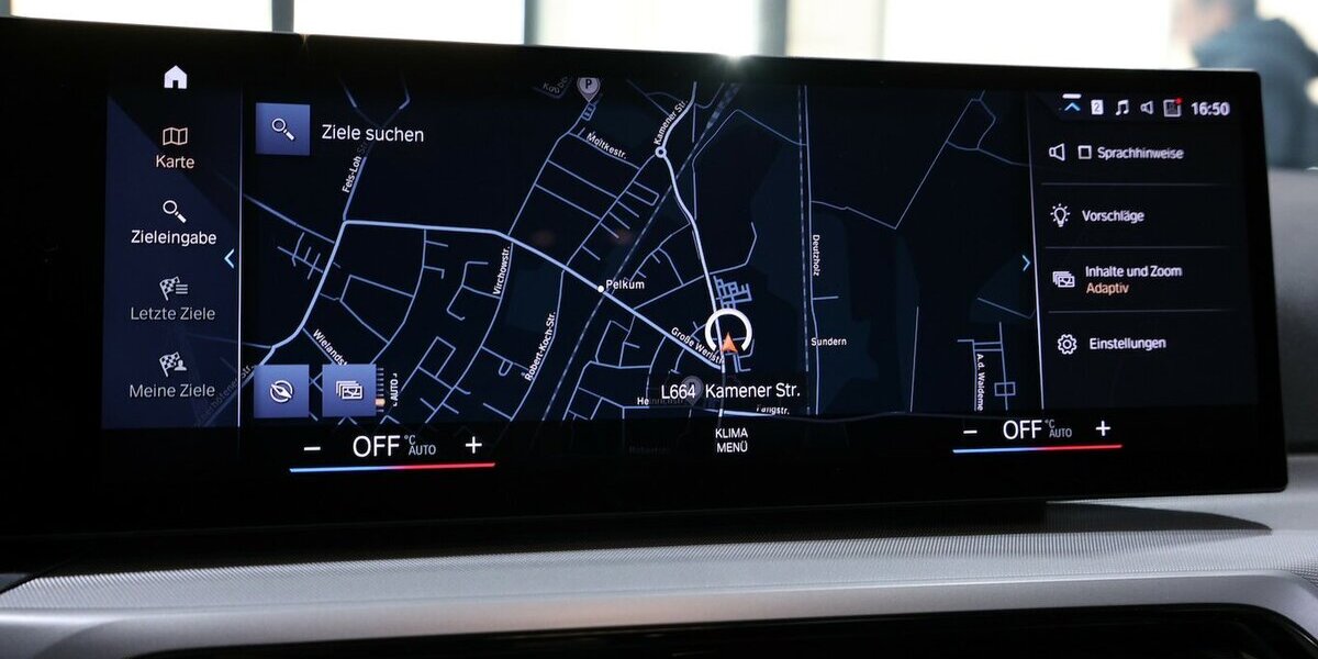 BMW 318d Touring ADVANTAGE CURVED+NAVI, LEDER, LED 67.000 km 25.999 &euro; Hamm 59077