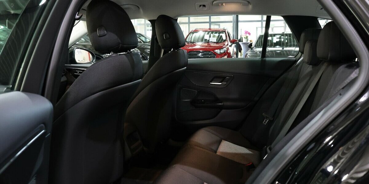 Mercedes-Benz C 220 d T BUSINESS / MATRIX-LED / NAVI+KAMERA 18.000 km 29.991 &euro; Hamm 59077