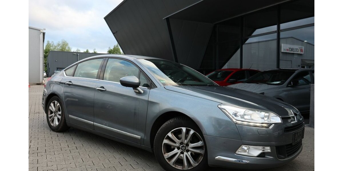 Citroen C5 2.0 HDI EXCLUSIVE / LEDER / NAVI+ 180.000 km 2.777 &euro; Hamm 59077