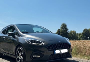 Ford Fiesta 81.000 km 15.400 &euro; Hamm 59067