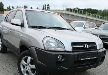 Hyundai Tucson 2.0 CRDi GLS AWD / TÜV-AU BIS 02.2027 / 100.000 km 2.902 &euro; Hamm 59077