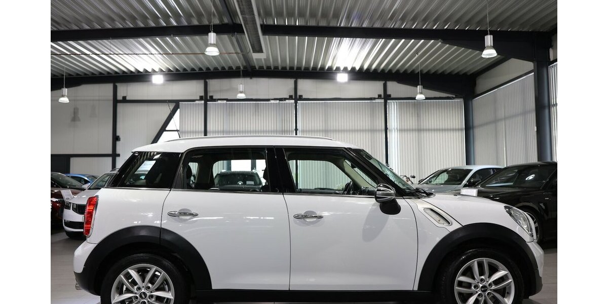 Mini Cooper D Countryman PEPPER II CARBON COLOUR 129.000 km 8.666 &euro; Hamm 59077