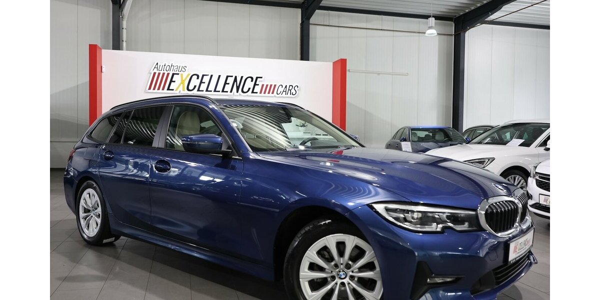 BMW 320d Touring SPORT BLUE & BEIGE / PANORAMA, LED 115.000 km 23.111 &euro; Hamm 59077