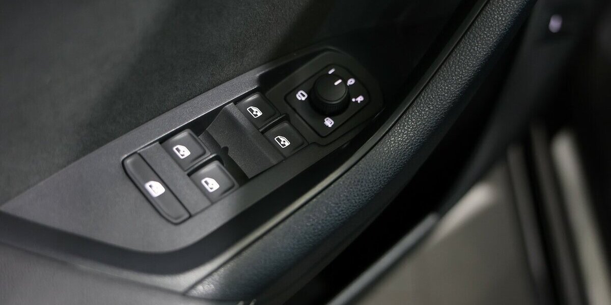 Skoda Kodiaq 2.0 TDI DSG 4x4 SPORTLINE BLACK / SCHÖN 125.000 km 27.991 &euro; Hamm 59077