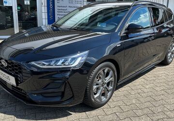Ford Focus 13.230 km 27.440 &euro; Kamen 59174