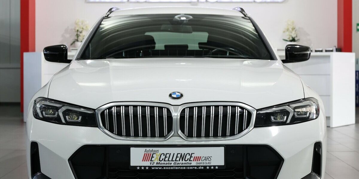 BMW 320d Touring M-SPORTPAKET SHADOW / CURVED 100.000 km 28.999 &euro; Hamm 59077